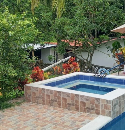 JACUZZI