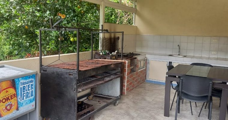 ZONA BBQ 1